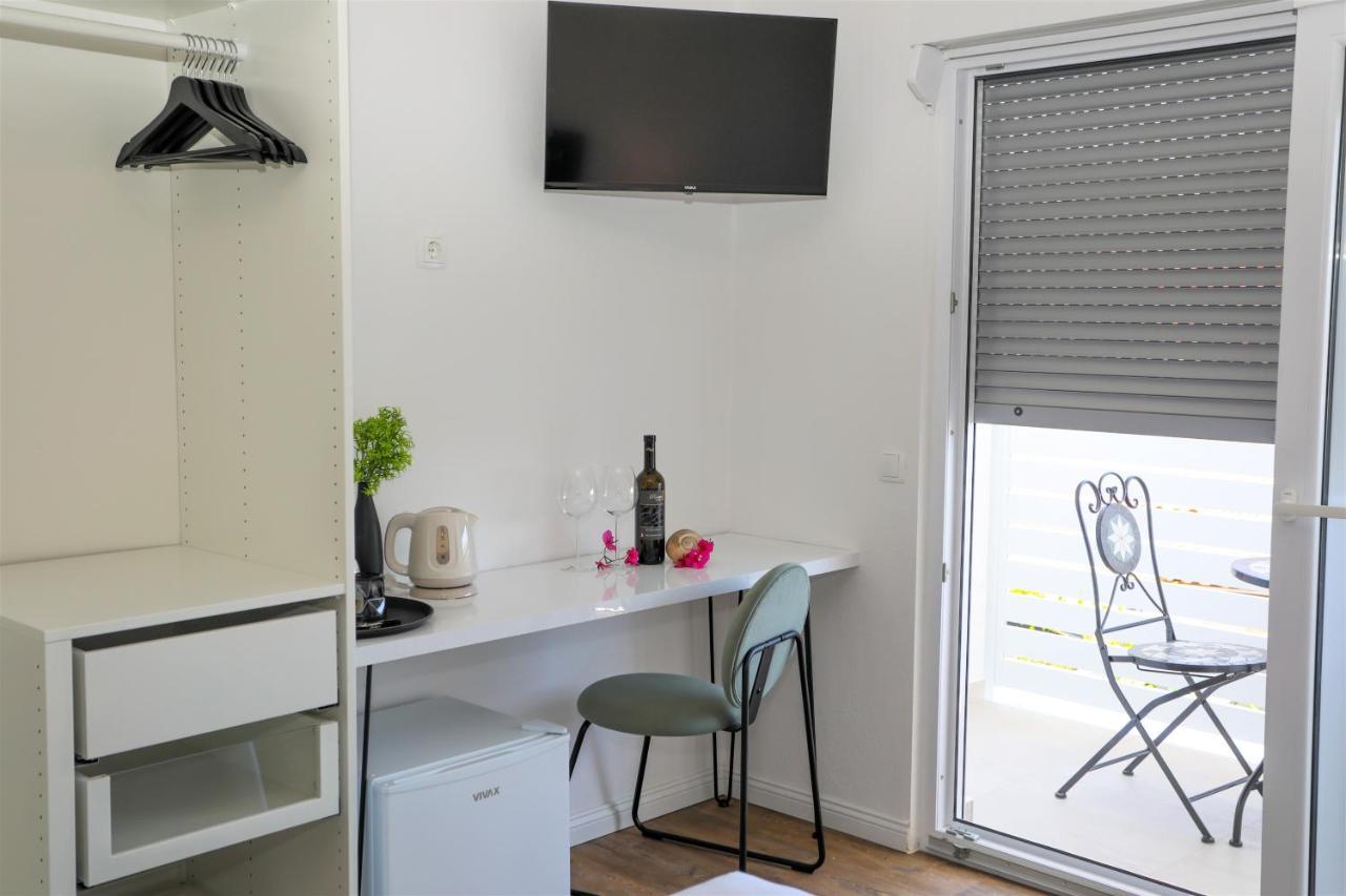 Stella Maris, Hvar - Rooms With A Balcony And A Stunning Sea View Χβαρ Εξωτερικό φωτογραφία